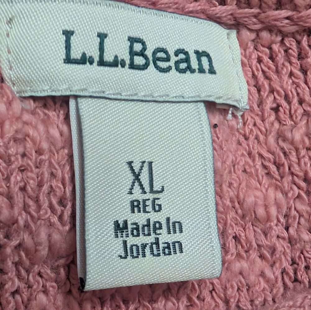L.L. Bean Women's Soft Pink Crew Neck Sweater - Picture 4 of 7